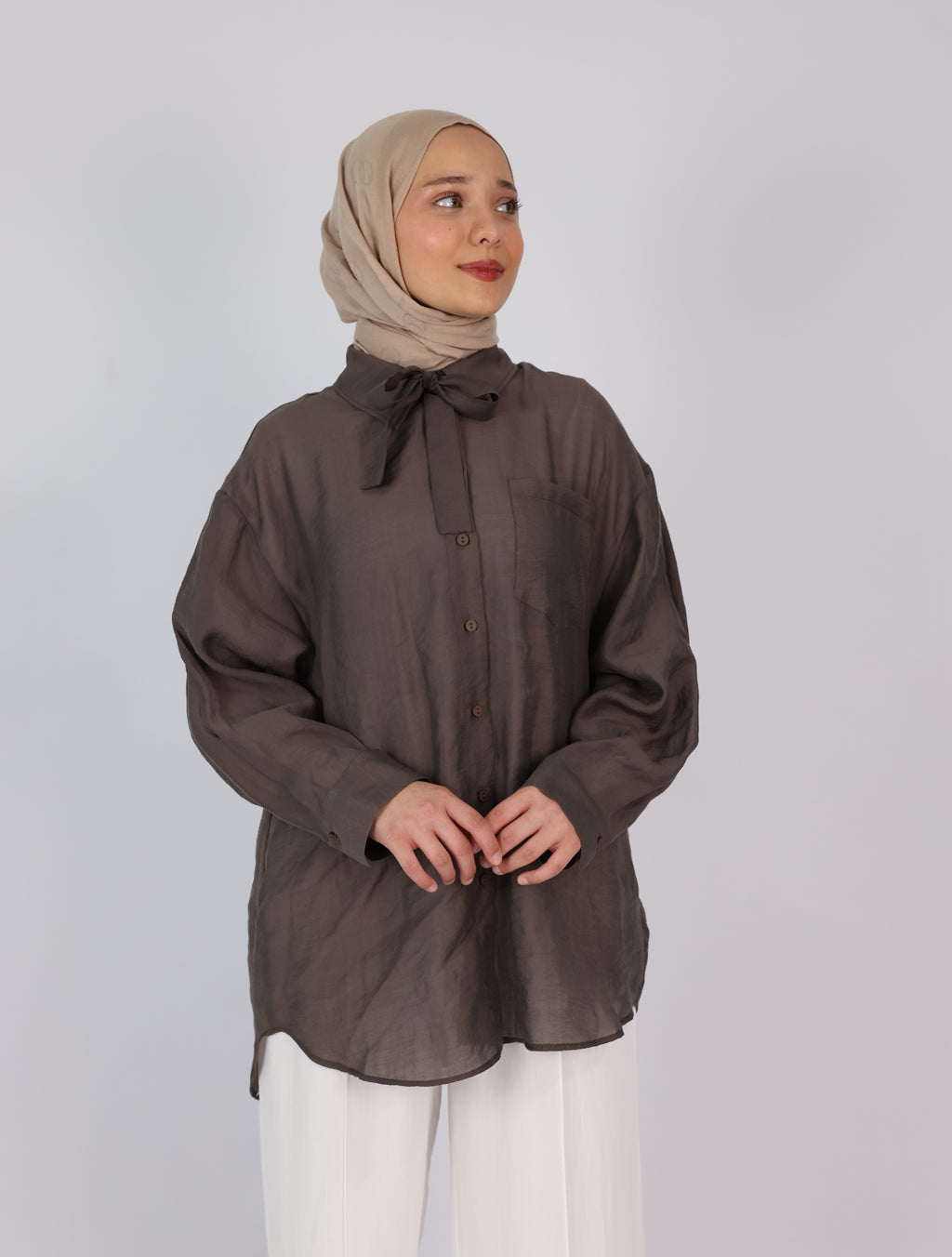 Oversize Yaka Detaylı Gömlek