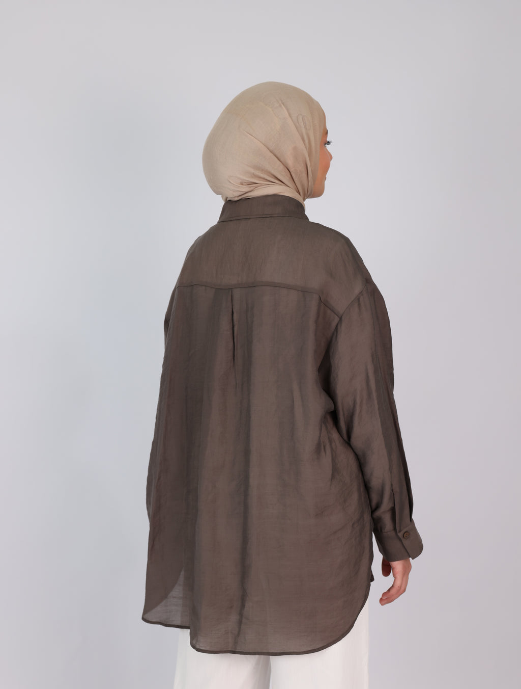 Oversize Yaka Detaylı Gömlek
